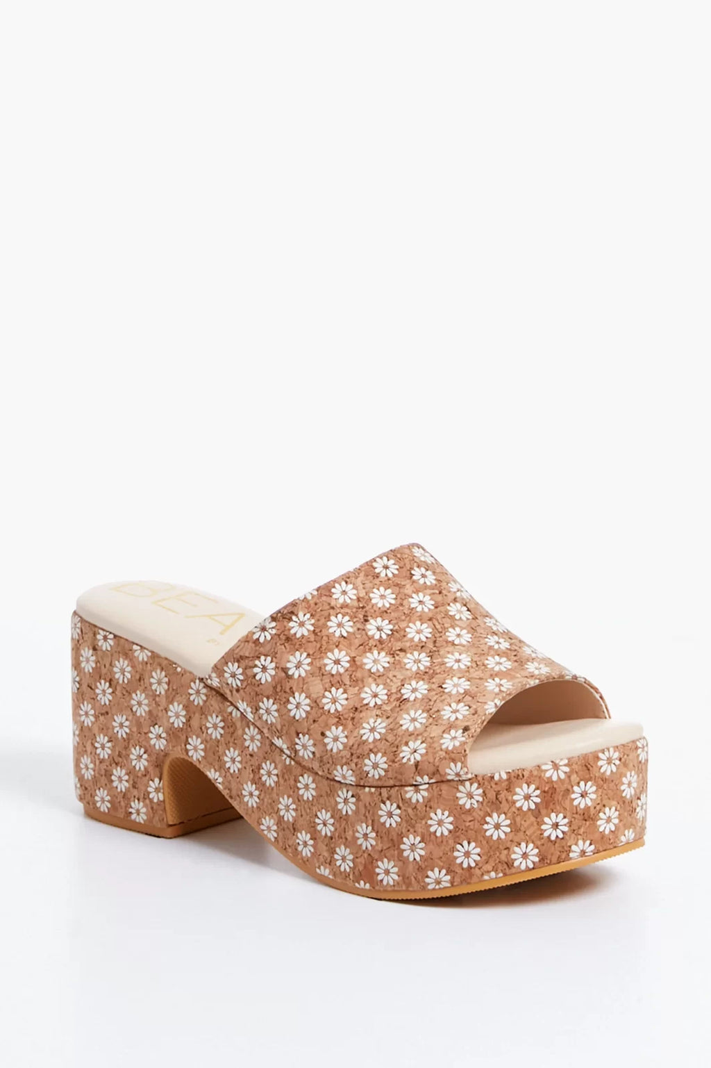 DAISY CORK SHOE from Raggdoll Boutique, trendy coastal style for summer outfits in Texas, perfect for vacation wardrobe.