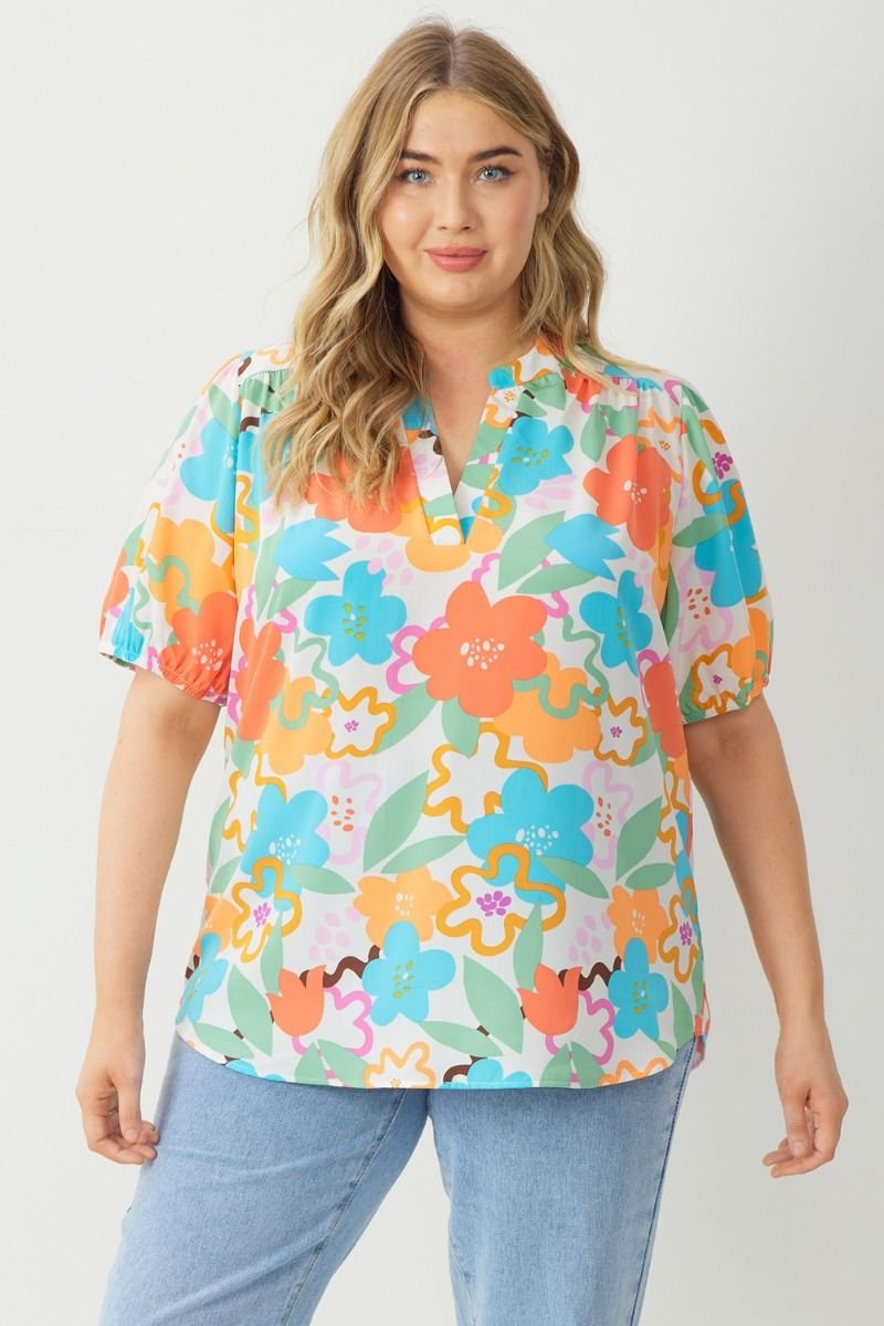 PLUS ENTRO MULTI-TOP floral blouse from Raggdoll Boutique, trendy coastal style for summer outfits Texas.