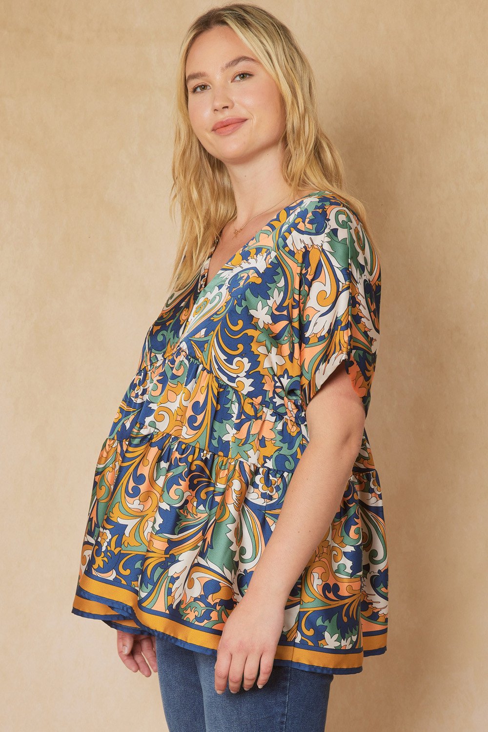 MIDNIGHT/GOLD PRINT KIMONO TOP from Raggdoll Boutique, perfect for trendy coastal style and summer outfits Texas.