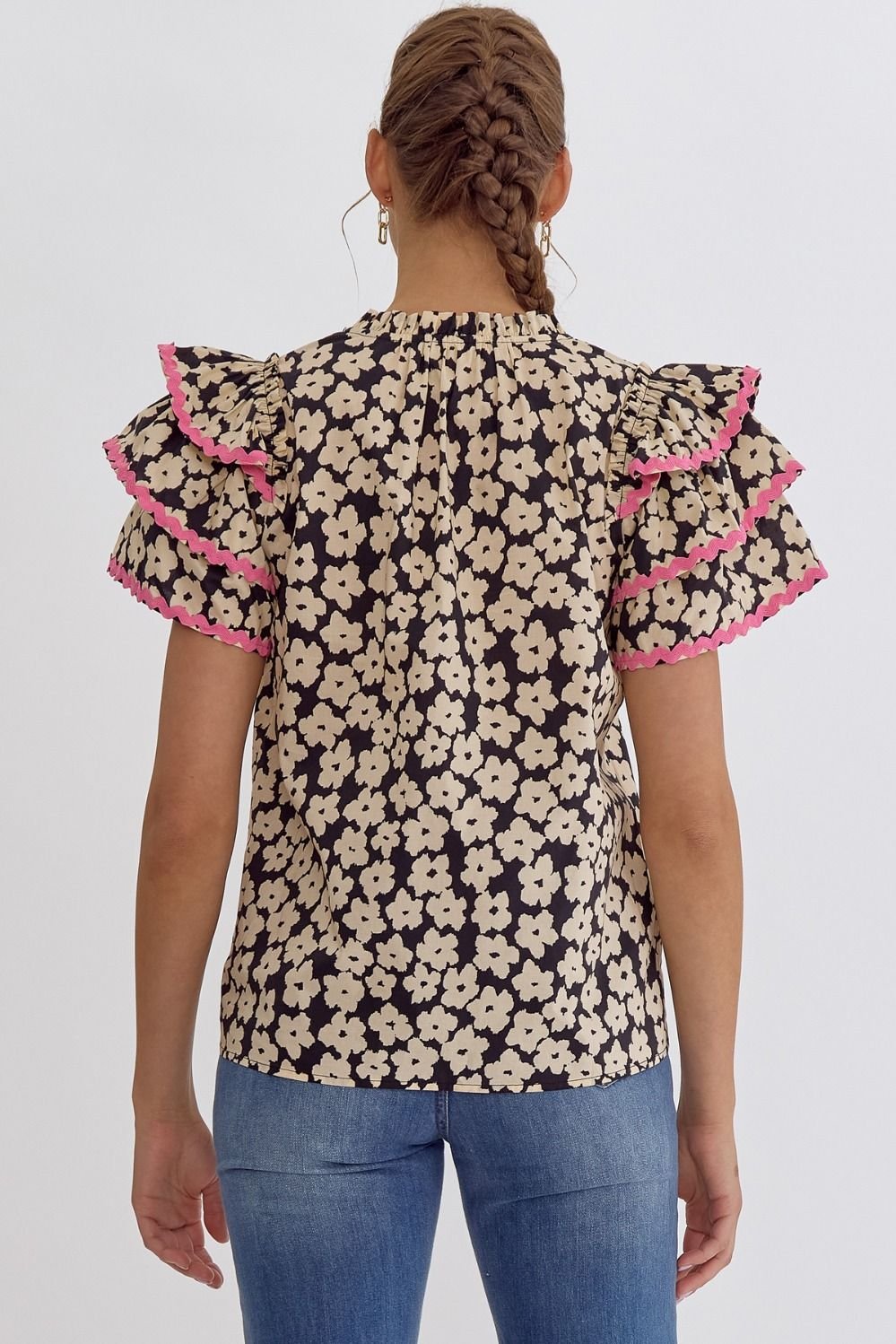 Stylish SPRING FLOWER POWER TOP with ruffled sleeves, perfect for a beach dress look, from a Port Aransas boutique.