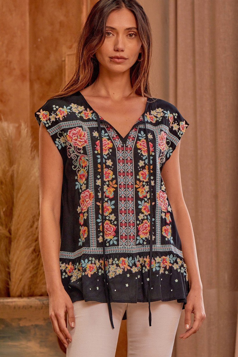 BLACK EMBROIDERED SAVANNA JANE TOP from Raggdoll Boutique, perfect for trendy coastal style and summer outfits Texas.