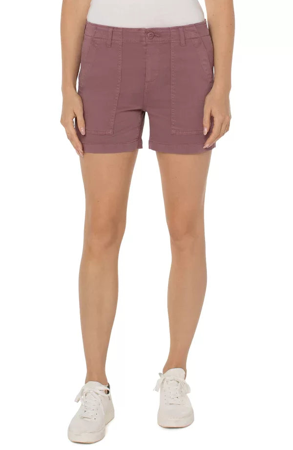LIVERPOOL VICTORIAN MAUVE UTILITY SHORT displayed on a model, perfect for trendy coastal style and summer outfits Texas.