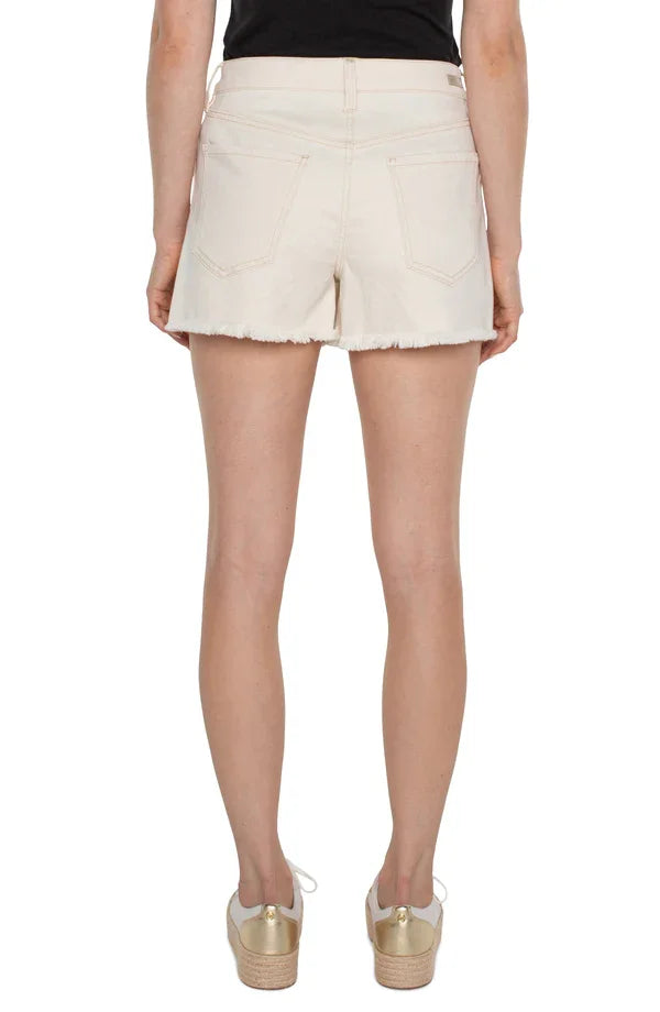 LIVERPOOL UTLILITY HR SHORTS-FRAY HEM (SEASIDE DUNES) back view, trendy coastal style, summer outfits Texas