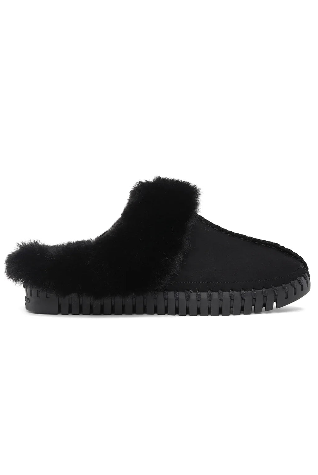 Stylish black on black Ilse Jacobsen Tulip slippers with soft faux fur, perfect for loungewear and coastal boutique clothing.